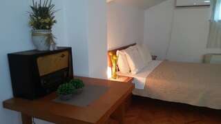 Отель Hotel Ambasador Подгорица Люкс с кроватью размера «king-size»-4