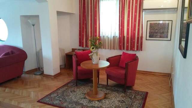 Отель Hotel Ambasador Подгорица-22